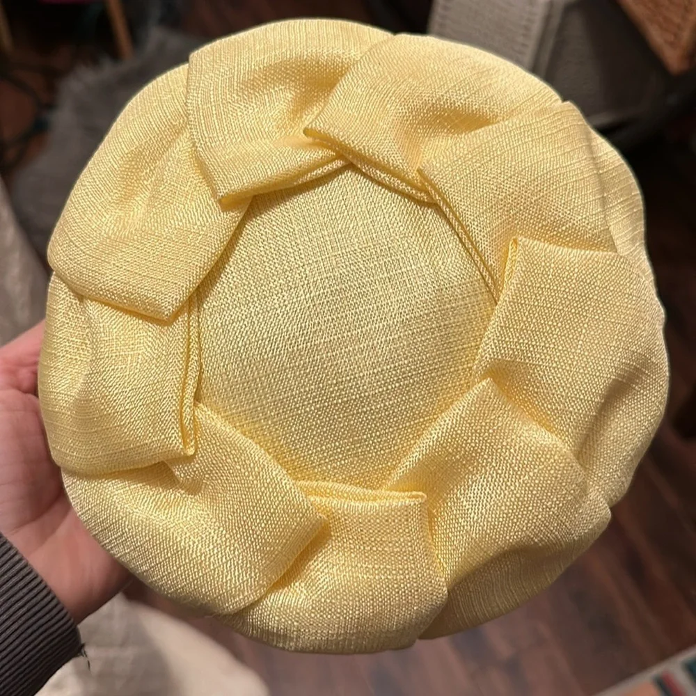 💛💛💛Vintage union made hat, perfect handmade excellent condition yellow